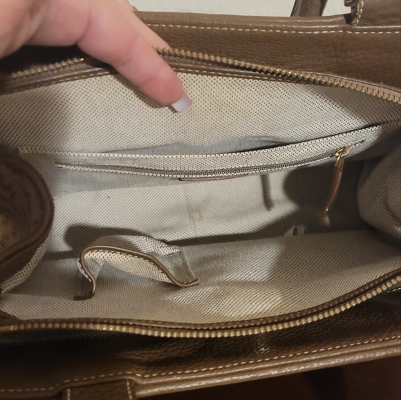 Dooney and Bruke purse - Picture 6 of 6